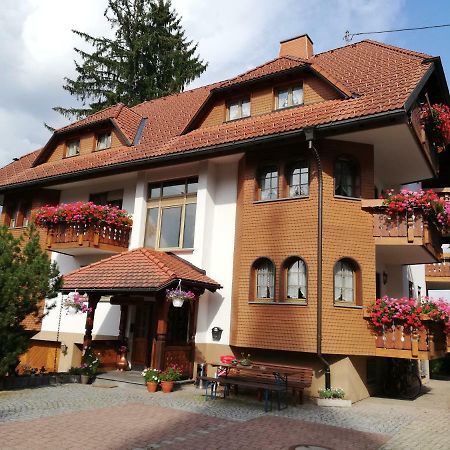 Gaestehaus Roessle Rötenbach Exterior foto